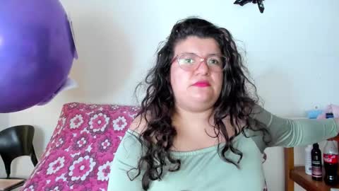 Snapshot of mystery_psique chatting on 8, 11, 2025 mystery_psique online show from 8, 11, 2025