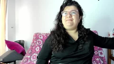 Snapshot of mystery_psique chatting on 9, 11, 2025 mystery_psique online show from 9, 11, 2025