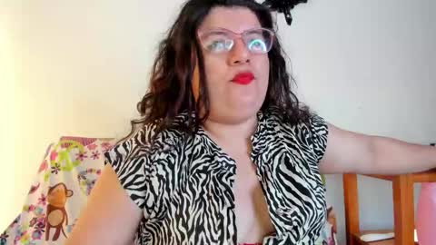 Snapshot of mystery_psique chatting on 12, 11, 2025 mystery_psique online show from 12, 11, 2025