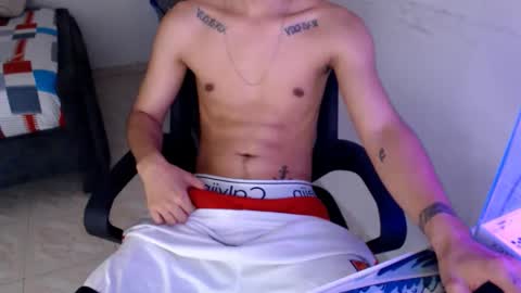 Snapshot of mysteryboy_thin16 chatting on 2, 12, 2024 mysteryboy_thin16 online show from 2, 12, 2024