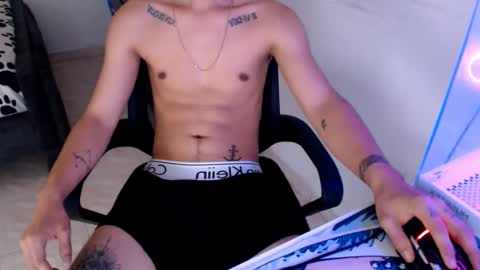 Snapshot of mysteryboy_thin16 chatting on 13, 12, 2024 mysteryboy_thin16 online show from 13, 12, 2024