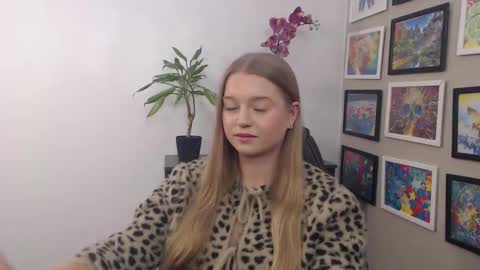 Erica online show from 6, 2, 2025