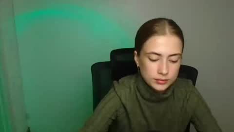 Emelie online show from 18, 9, 2025