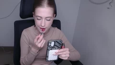 Emelie online show from 21, 9, 2025