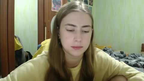 Emelie online show from 11, 10, 2025