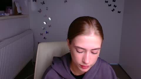 Emelie online show from 24, 10, 2025