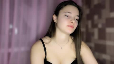 Snapshot of mysticrose_ chatting on 25, 2, 2026 Leya online show from 25, 2, 2026