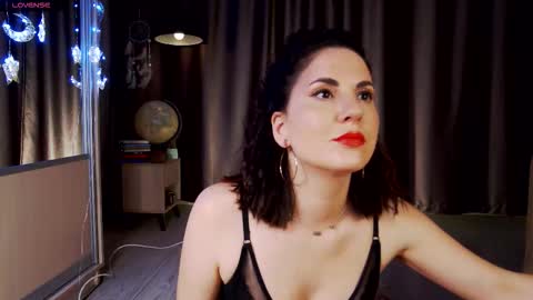 Angeline online show from 16, 3, 2026