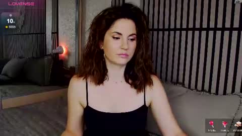 Snapshot of mystique_girl_ chatting on 22, 6, 2026 Angeline online show from 22, 6, 2026
