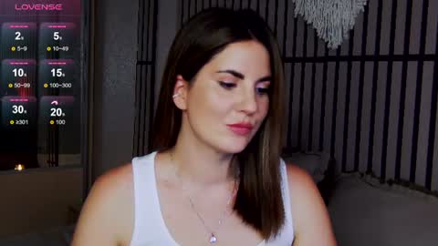 Snapshot of mystique_girl_ chatting on 9, 7, 2026 Angeline online show from 9, 7, 2026