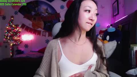 Snapshot of mysweetsofie1 chatting on 24, 12, 2024 MySweetSofie online show from 24, 12, 2024