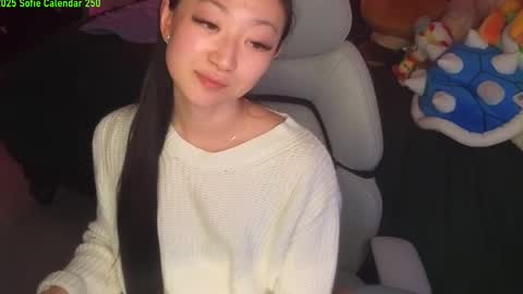 Snapshot of mysweetsofie1 chatting on 12, 1, 2025 MySweetSofie online show from 12, 1, 2025
