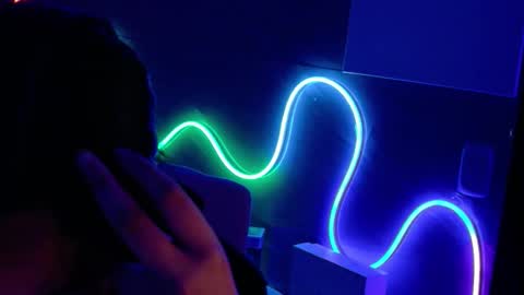 Snapshot of naaomi_cute chatting on 15, 10, 2025 naaomi_cute online show from 15, 10, 2025