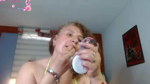 nadia_84 online show from 6, 5, 2026