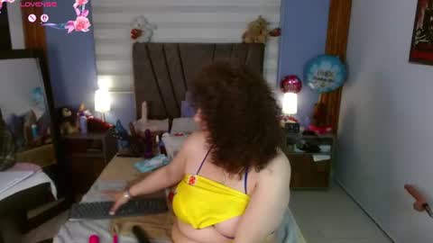 Snapshot of nadia_84 chatting on 23, 6, 2026 nadia_84 online show from 23, 6, 2026