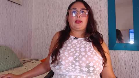 Nadia online show from 17, 10, 2025