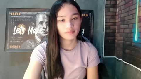 nadiestar online show from 12, 5, 2026