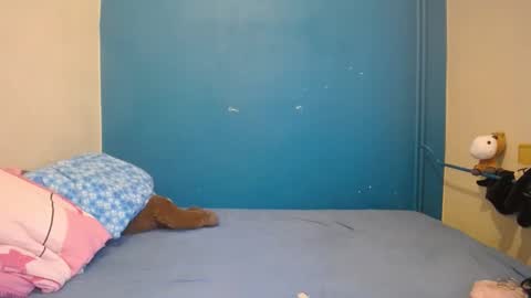 nadinnnea online show from 8, 3, 2025