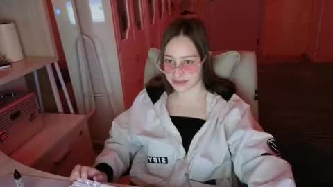 naebina online show from 14, 10, 2025