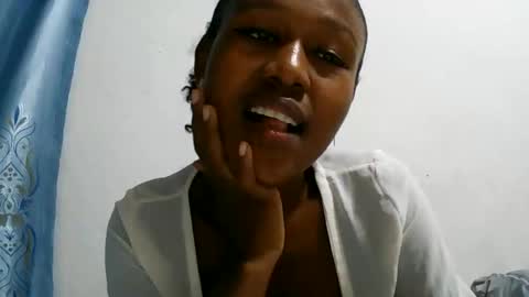 Snapshot of nah296652 chatting on 8, 6, 2026 nah296652 online show from 8, 6, 2026