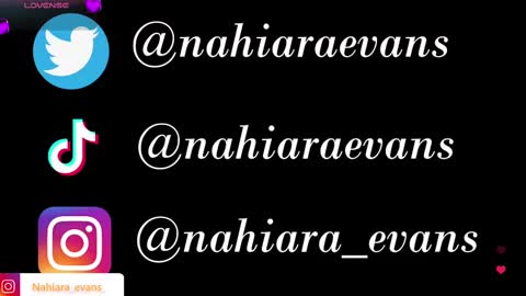 Snapshot of nahiara_evans_ chatting on 13, 9, 2025 NAHIARA EVANS online show from 13, 9, 2025