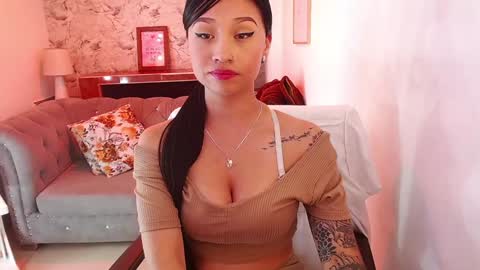 Snapshot of nahomekuperth chatting on 17, 1, 2025 Nahome online show from 17, 1, 2025