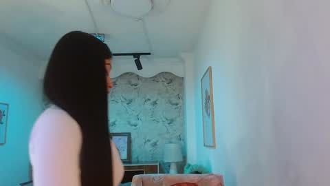 Snapshot of nahomekuperth chatting on 31, 1, 2025 Nahome online show from 31, 1, 2025