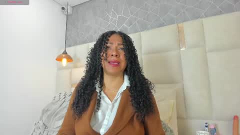 Nahomi Dominique online show from 8, 7, 2026