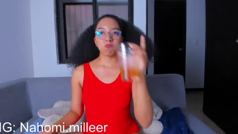 Snapshot of nahomi_miller_ chatting on 24, 10, 2025 Laura online show from 24, 10, 2025