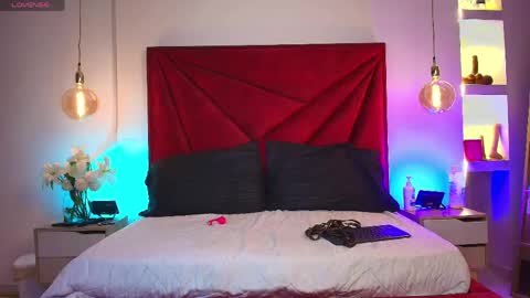 NahomiRoss online show from 4, 5, 2026