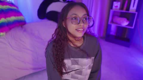nahomy 2308 online show from 11, 5, 2026