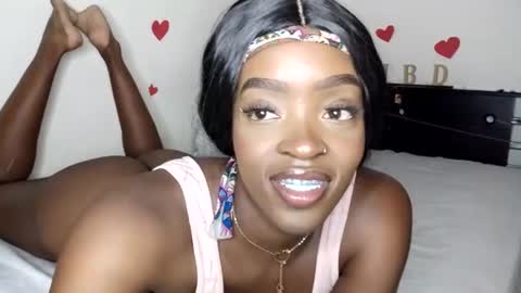 Snapshot of nahomy_smiith chatting on 24, 2, 2025 Nahomy online show from 24, 2, 2025