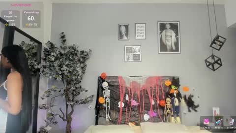 Snapshot of nahomycarterr chatting on 29, 10, 2025 nahomycarterr online show from 29, 10, 2025