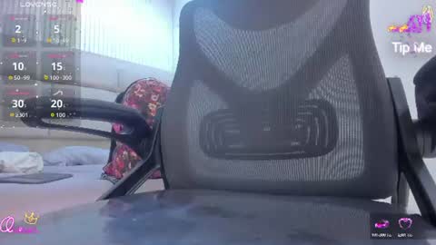 Snapshot of nahomyrusell chatting on 19, 6, 2026 nahomyrusell online show from 19, 6, 2026