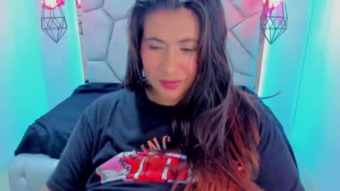    online show from 8, 2, 2025