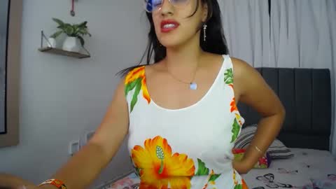 Snapshot of naia_stant chatting on 23, 1, 2025 Naia online show from 23, 1, 2025
