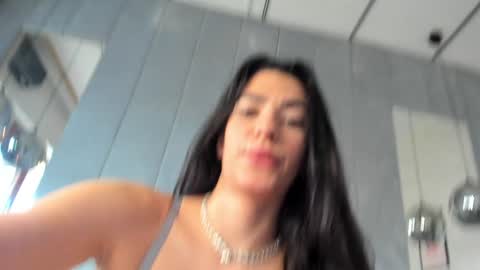 Naila online show from 12, 12, 2024