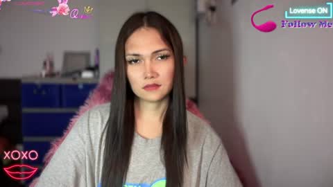 Snapshot of naisha143 chatting on 14, 6, 2026 MARY MAE online show from 14, 6, 2026