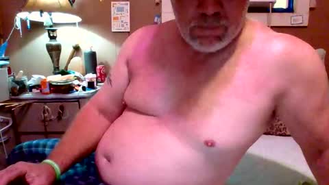 Snapshot of naked4funn chatting on 29, 3, 2026 thethrill online show from 29, 3, 2026