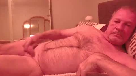 Naked4Ladies online show from 28, 10, 2025