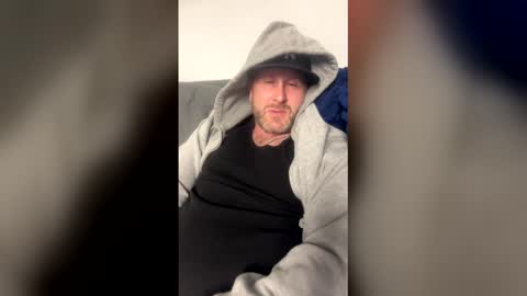 naked_truckerletsgo online show from 10, 4, 2026