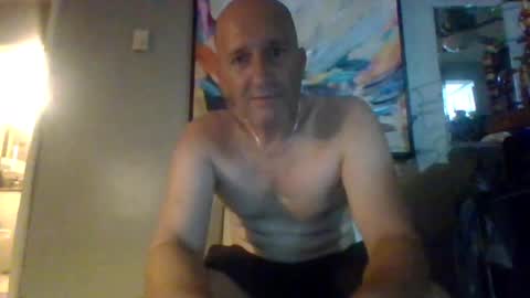 NAKEDINLA online show from 8, 8, 2026