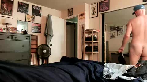 Snapshot of nakedmonkey chatting on 28, 10, 2025 nakedmonkey online show from 28, 10, 2025