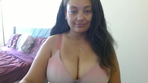 Snapshot of nala_thickk chatting on 2, 12, 2024 Nala Thickk online show from 2, 12, 2024