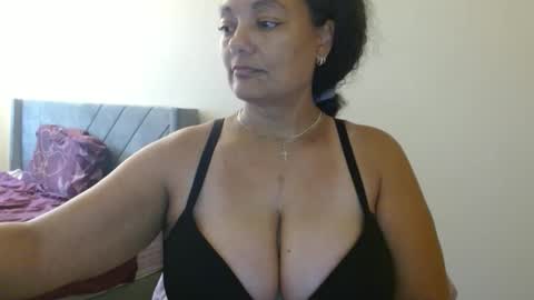 Snapshot of nala_thickk chatting on 15, 12, 2024 Nala Thickk online show from 15, 12, 2024