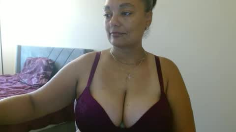 Snapshot of nala_thickk chatting on 19, 12, 2024 Nala Thickk online show from 19, 12, 2024