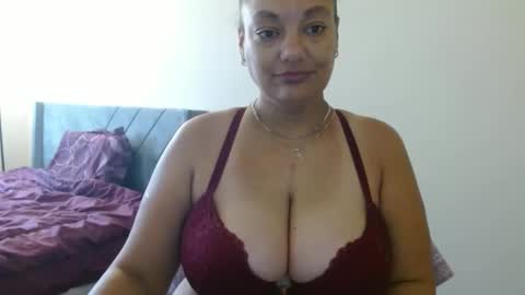 Snapshot of nala_thickk chatting on 22, 12, 2024 Nala Thickk online show from 22, 12, 2024