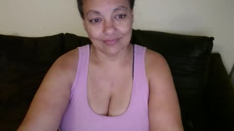 Snapshot of nala_thickk chatting on 4, 12, 2025 Nala Thickk online show from 4, 12, 2025