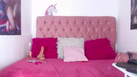 NALAROY online show from 27, 10, 2025