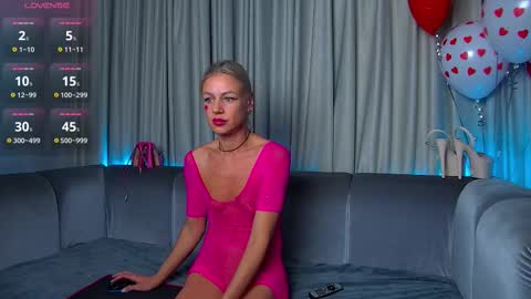 Snapshot of nally_ferrari chatting on 14, 2, 2025 Nally online show from 14, 2, 2025